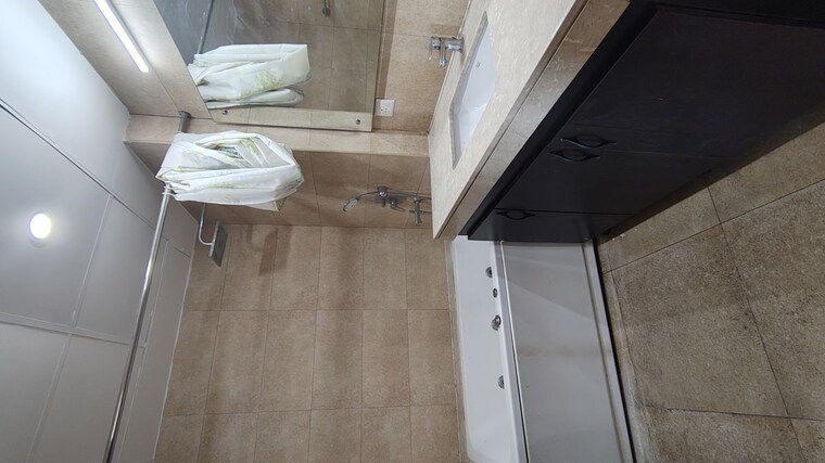 Washroom, tata-primanti-tower-residences 3 Bedroom 2550 Sq.Ft. Apartment In Sector 72 Gurgaon 10416956