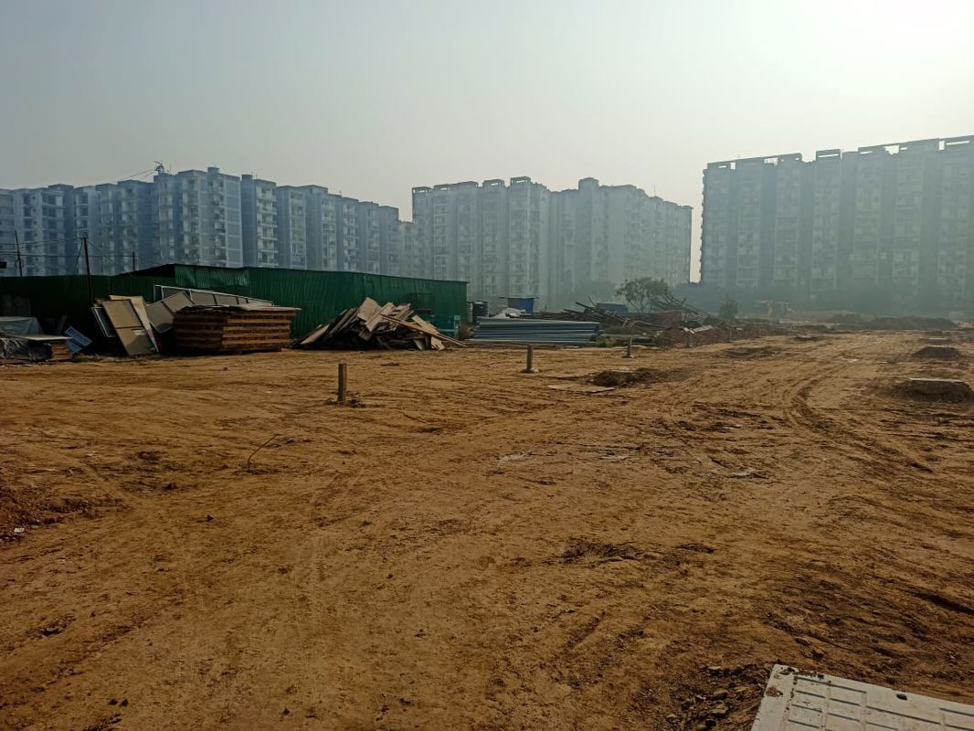 Plot For Sale in Sector 152