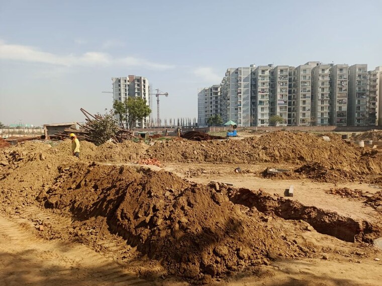 undefined, sector 152  100 Sq.Yd. Plot In Sector 152 Noida 10416978