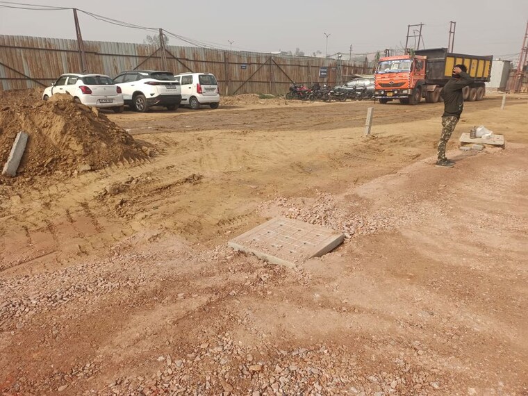 undefined, sector 152  100 Sq.Yd. Plot In Sector 152 Noida 10416978