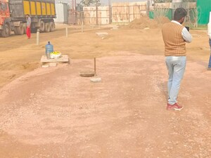   Plot at Sector 152 – for Sale