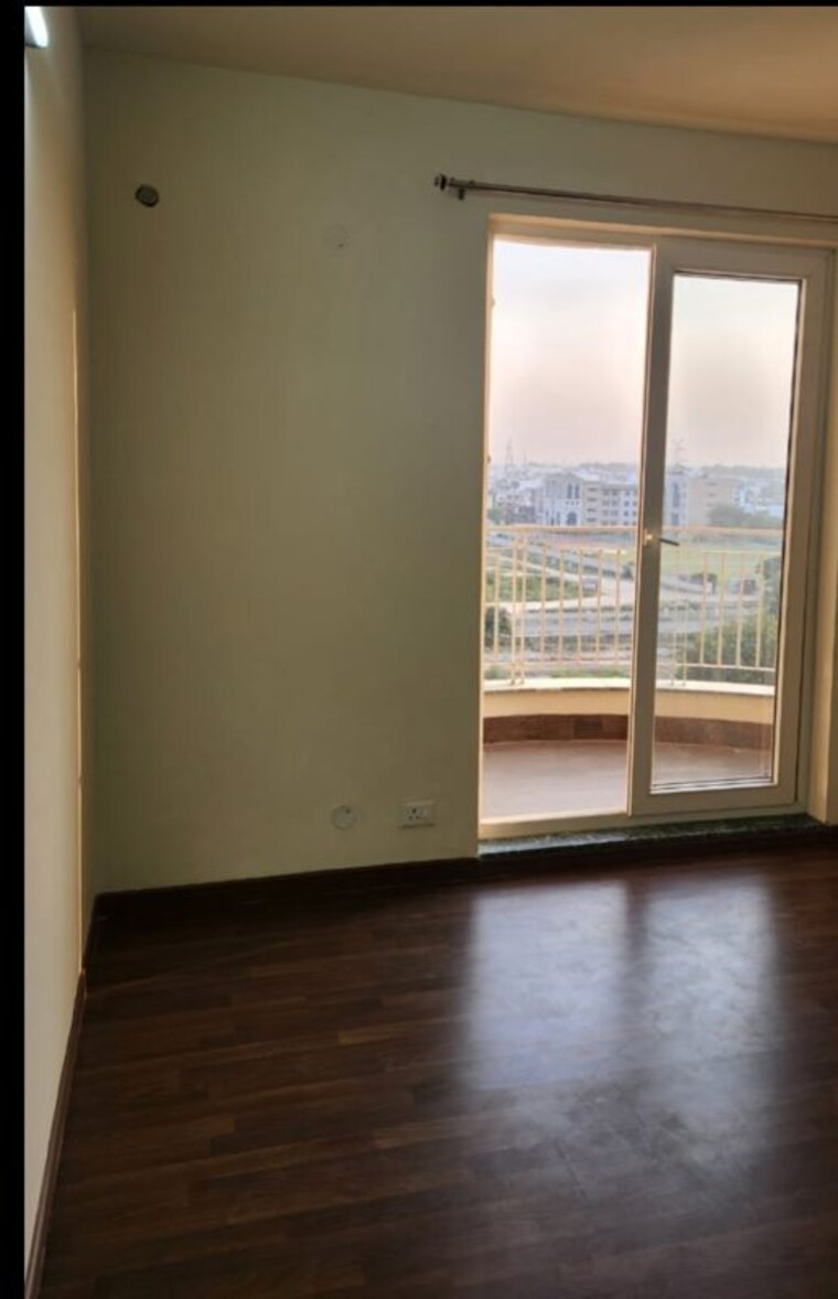 Room, bptp-discovery-park 2 Bedroom 1200 Sq.Ft. Apartment In Sector 80 Faridabad 10414996