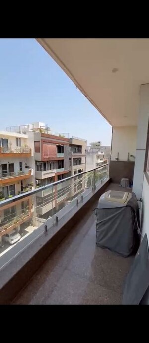 Balcony in 3 BHK Builder Floor at Sector 57 – for Rent