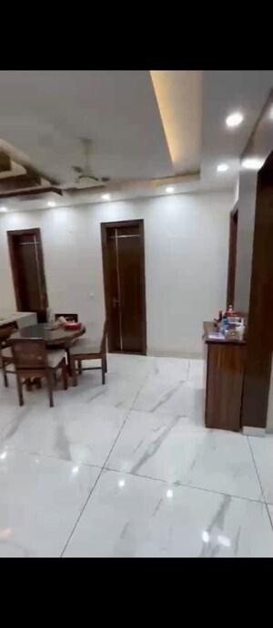 Team Area in 3 BHK Builder Floor at Sector 57 – for Rent