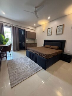 StudioBuilder Floor For Rent in Sector 30