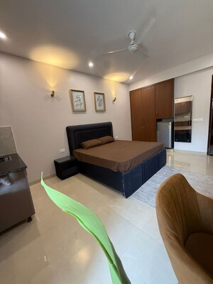 Team Area in Studio Builder Floor at Sector 30 – for Rent