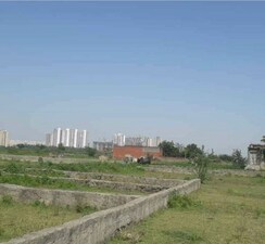 Plot For Sale in Sector 16 A