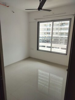 2 BHK Apartment For Rent in Royal Namoville
