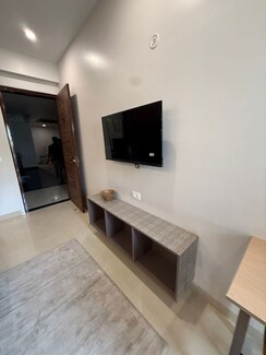 StudioBuilder Floor For Rent in Sector 44