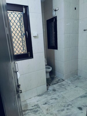 Bathroom in 2 BHK Builder Floor at Sector 52 – for Rent