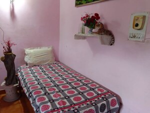 Bedroom in 2 BHK Apartment at Sector 45 – for Rent