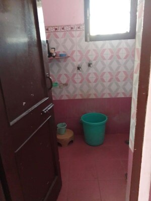 Furnished Amenities in 2 BHK Apartment at Sector 45 – for Rent