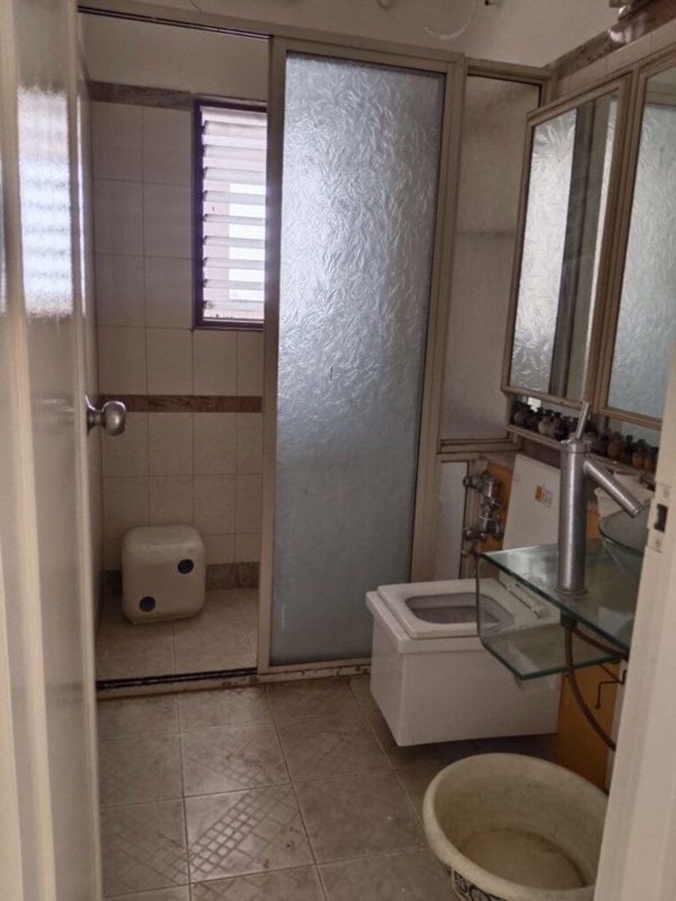 Bathroom, kalpataru-enclave 3 Bedroom 1850 Sq.Ft. Builder Floor In Aundh Pune 10417090