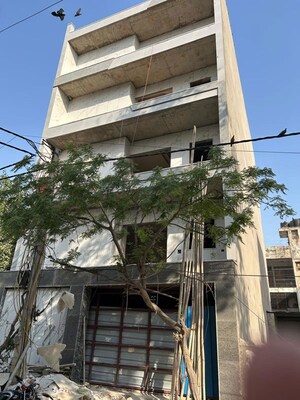 4 BHK Builder Floor – Exterior View View at Preet Vihar - for Sale