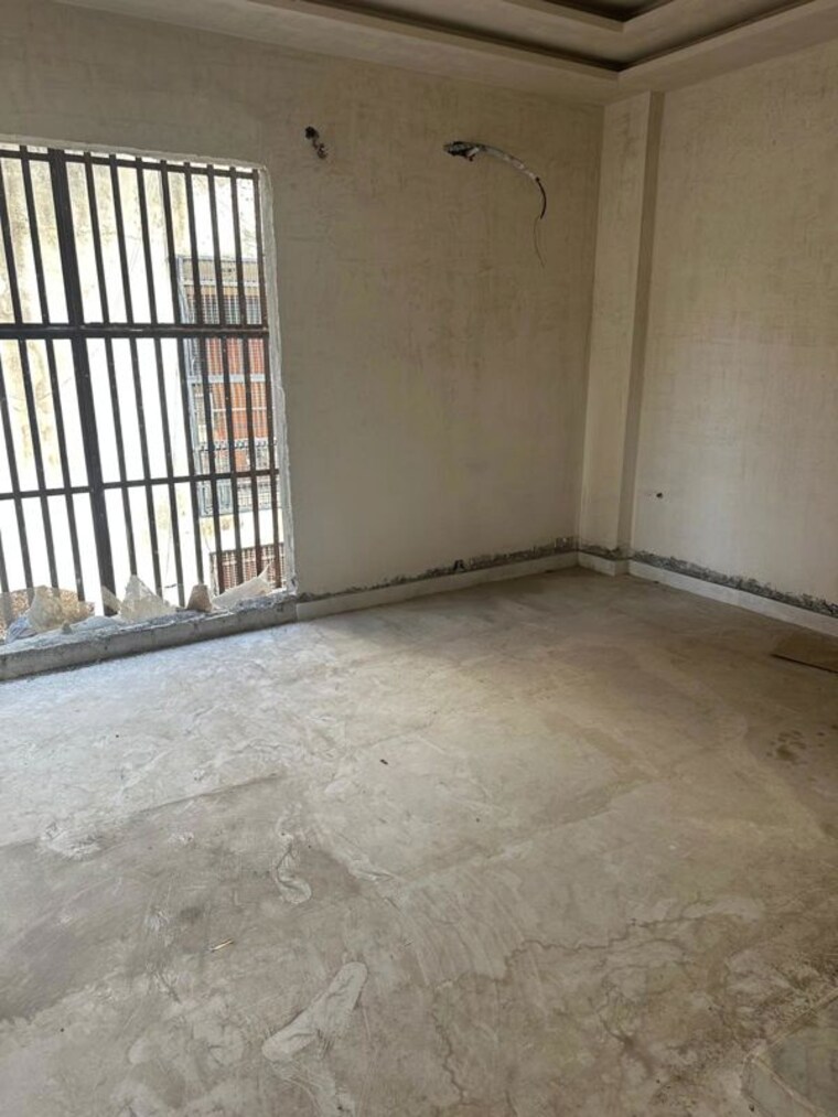 Room, preet vihar 4 Bedroom 1800 Sq.Ft. Builder Floor In Preet Vihar Delhi 10416590