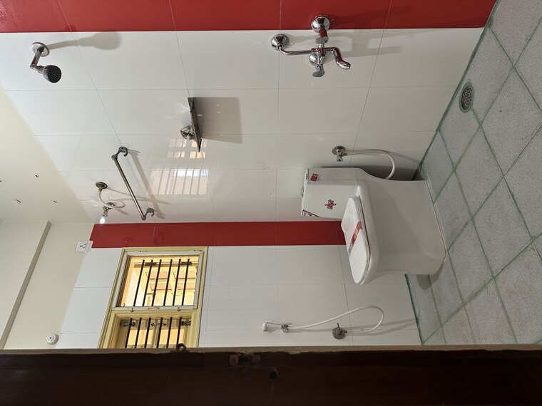 Bathroom, banashankari 3rd stage 2 Bedroom 1100 Sq.Ft. Builder Floor In Banashankari 3rd Stage Bangalore 10417139