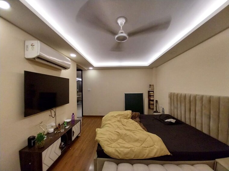 Bedroom, sushant lok i 4 Bedroom 2700 Sq.Ft. Builder Floor In Sushant Lok I Gurgaon 10417146
