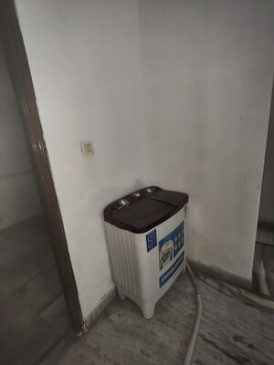  3 BHK Independent House at RWA Apartments Sector 71, Sector 71 – for Rent