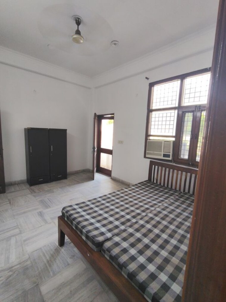 Bedroom, rwa-apartments-sector-71 3 Bedroom 1600 Sq.Ft. Independent House In Sector 71 Noida 10417148