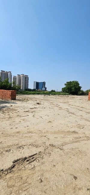  Plot – Exterior View View at Sector 152 - for Sale