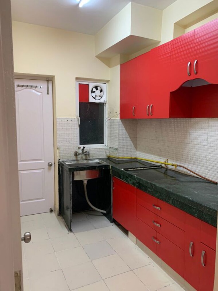 Kitchen, paras-tierea-studio-apartments 3.5 Bedroom 1265 Sq.Ft. Apartment In Sector 137 Noida 10417202