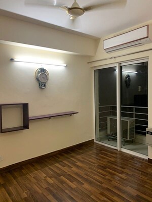 Room in 3.5 BHK Apartment at Paras Tierea Studio Apartments, Sector 137 – for Sale
