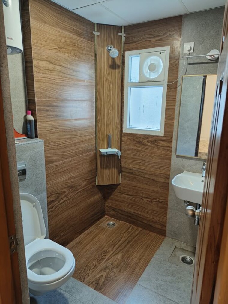 Bathroom, purvanchal-royal-city Studio 625 Sq.Ft. Apartment In Chi V Greater Noida Greater Noida 10417219
