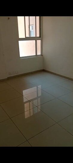 2 BHK Apartment For Rent in Wave Dream Homes