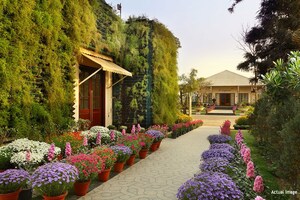4 BHK Builder Floor – Garden View at Central Park Flower Valley, Sohna Sector 33 - for Sale