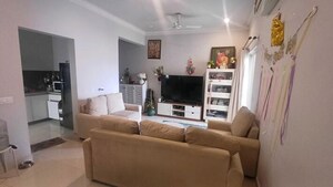 Bedroom in 4 BHK Builder Floor at Central Park Flower Valley, Sohna Sector 33 – for Sale