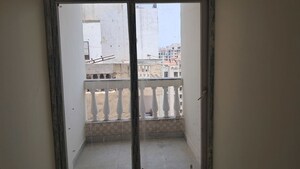 Floor Plan in 2.5 BHK Apartment at Amrapali Silicon City, Sector 76 – for Sale