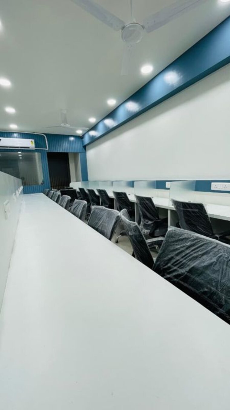 Team Area, binori-b-square-3 Commercial Office Space 865 Sq.Ft. In Bodakdev Ahmedabad 10417262