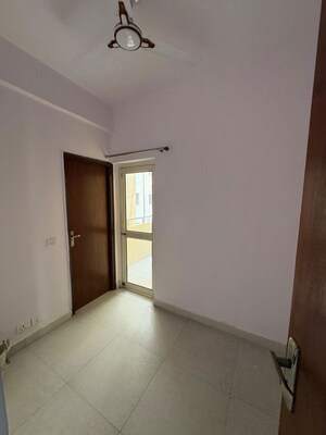 Room in 3 BHK Apartment at Nimbus The Golden Palm, Sector 168 – for Rent