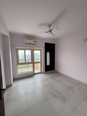 Room in 3 BHK Apartment at Nimbus The Golden Palm, Sector 168 – for Rent