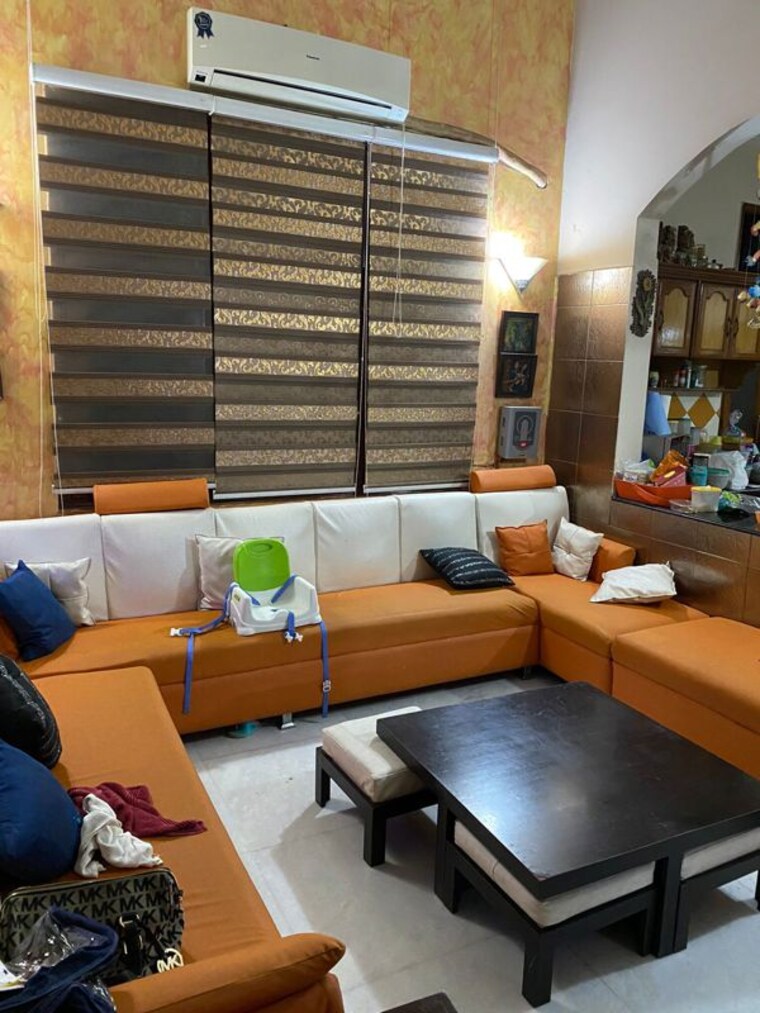 Team Area, south city 1 4 Bedroom 2400 Sq.Ft. Independent House In South City 1 Gurgaon 10417255