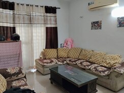 3 BHK + Pooja Room,Store Room Builder Floor For Sale in Orchid Island