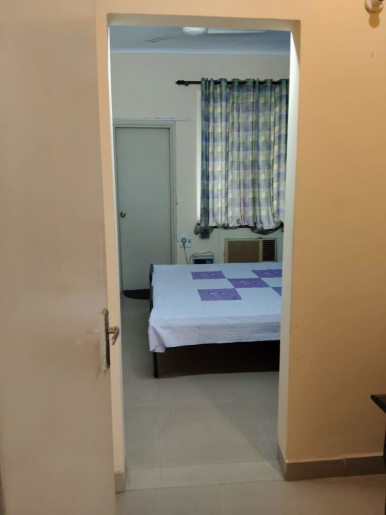 Team Area, orchid-island 3 Bedroom 298 Sq.Yd. Builder Floor In Sector 51 Gurgaon 10417290