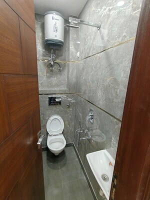 Bathroom in 1 RK Builder Floor at West Patel Nagar – for Rent