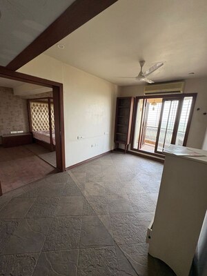 Room in 3 BHK Villa at Nerul Sector 21 – for Sale