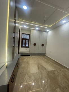 3 BHK Builder Floor For Sale in Prashant Vihar