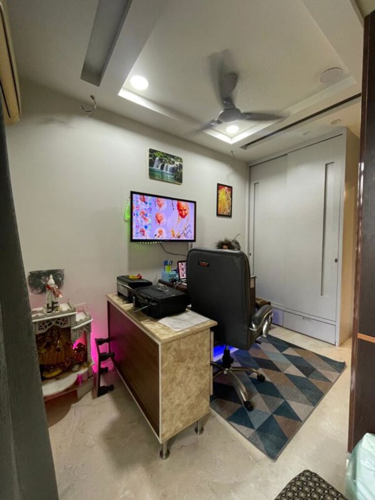 undefined, derawal nagar 4 Bedroom 130 Sq.Yd. Builder Floor In Derawal Nagar Delhi 10417352