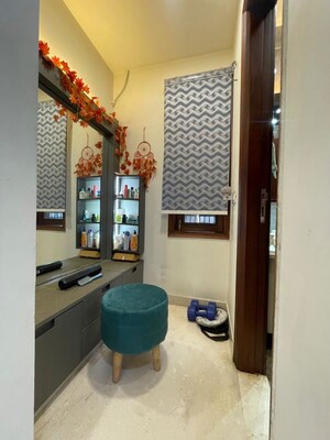 Furnished Amenities in 4 BHK Builder Floor at Derawal Nagar – for Sale