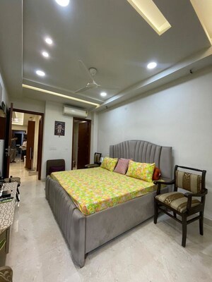 Room in 4 BHK Builder Floor at Derawal Nagar – for Sale