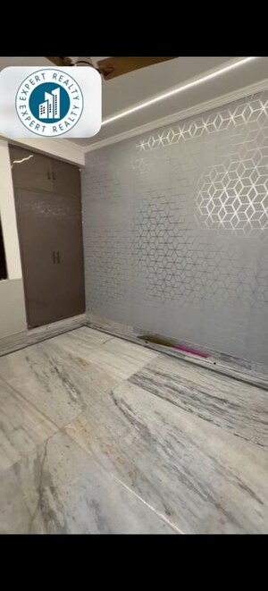 Room in 1 BHK Builder Floor at Indirapuram Shakti Khand 1 – for Sale