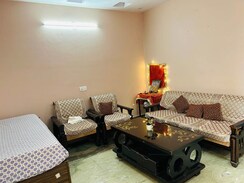 1 RkBuilder Floor For Rent in West Patel Nagar