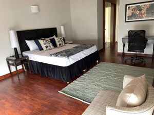 Bedroom in 5 BHK Penthouse at Ireo Victory Valley, Sector 67 – for Rent