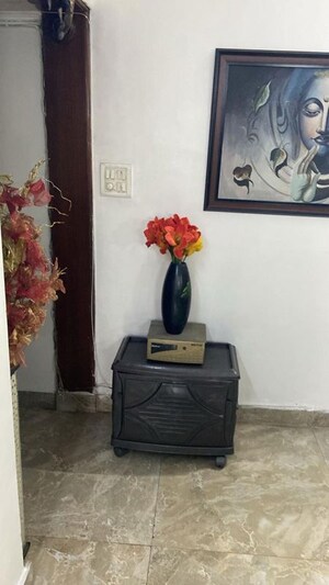 Furnished Amenities in 2 BHK Apartment at Kendriya Vihar Noida, Sector 51 – for Rent