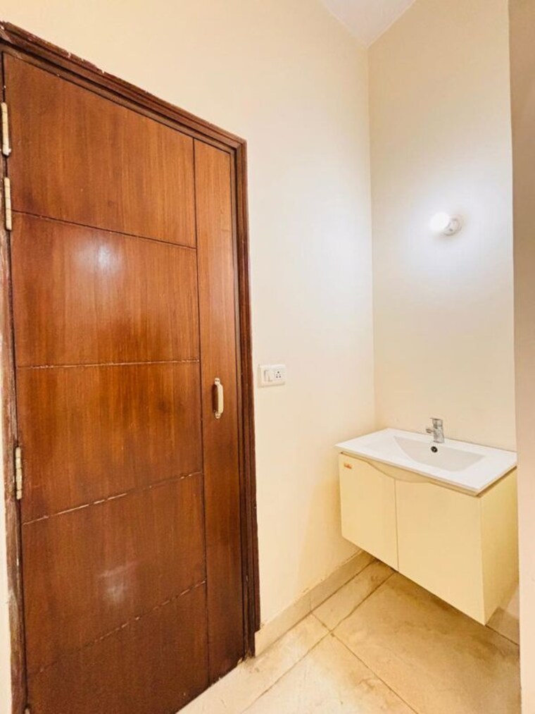 undefined, sector 57 3 Bedroom 2250 Sq.Ft. Builder Floor In Sector 57 Gurgaon 10417474