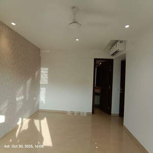 Furnished Amenities in 1 BHK Apartment at Ajmera Solis, Vikhroli East – for Sale