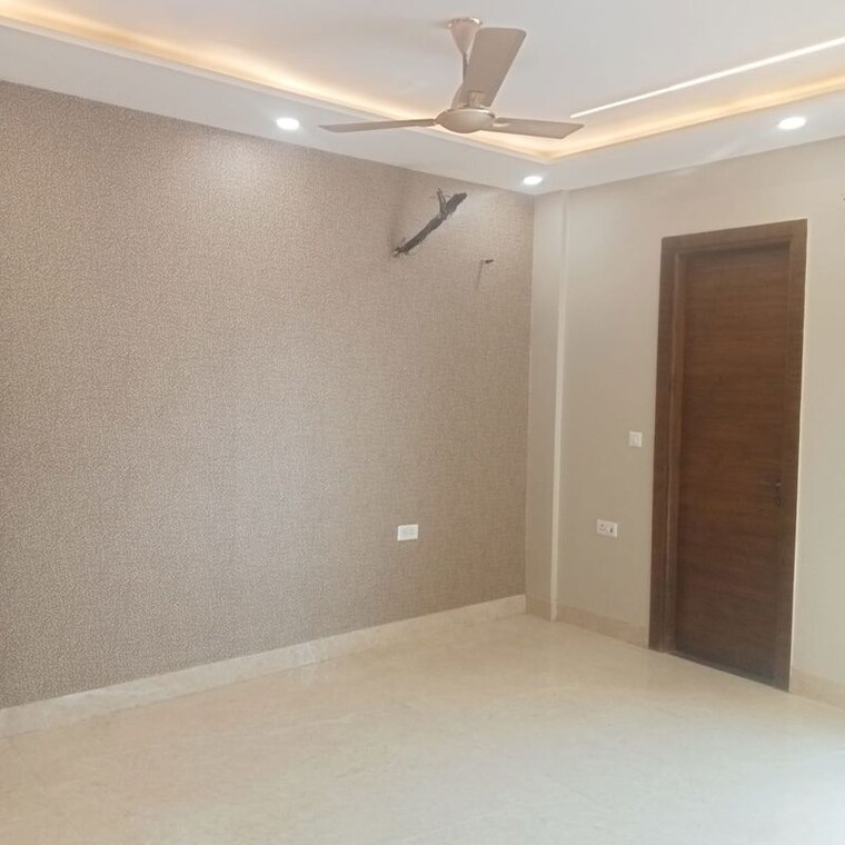 Room, bptp-eden-estate 3 Bedroom 1548 Sq.Ft. Builder Floor In Sector 81 Faridabad 10417506